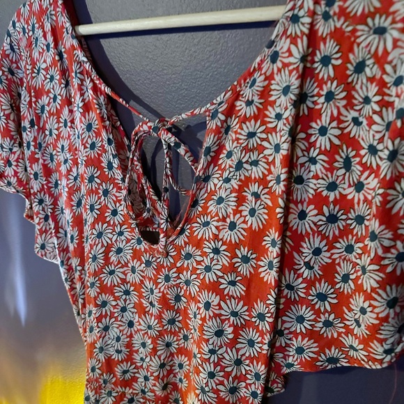 Zara Trafuluc Red Floral Butterfly Sleeve Crop Top - Picture 3 of 5